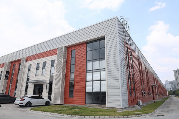 成都廠房重新裝修超過多少平方需要報(bào)建？