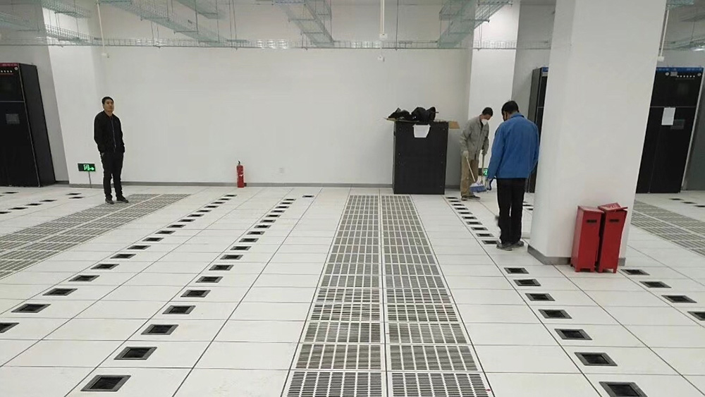 工業廠房通風地板安裝效果